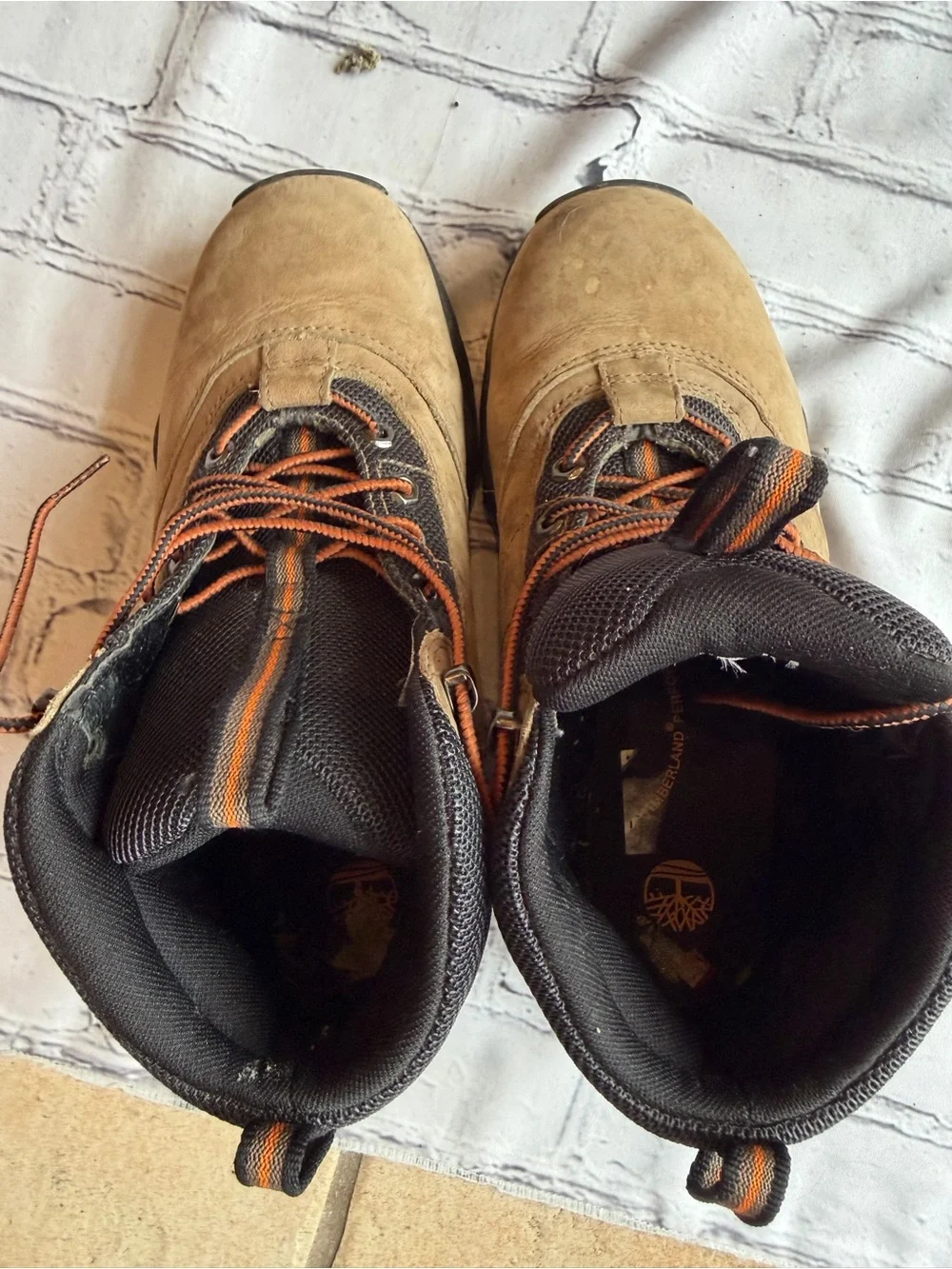 Timberland Women’s Leather Hiking Boots Lace Up Hightop GorpCore Size 6M Granola